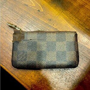 Louis Vuitton Wallet/Coin Pouch